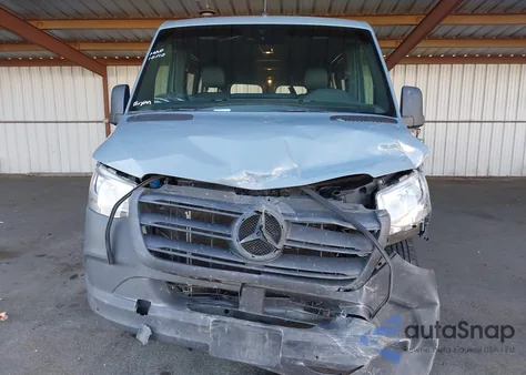 2023 Mercedes-Benz Sprinter 2500 Standard Roof 4-Cyl Diesel z USA, uszkodzony, nr VIN W1W4KBHY6PT122537